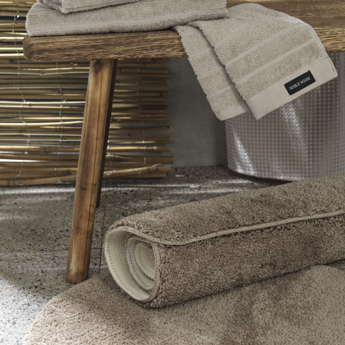Noble House Cooper kylpyhuonematto 60 cm taupe